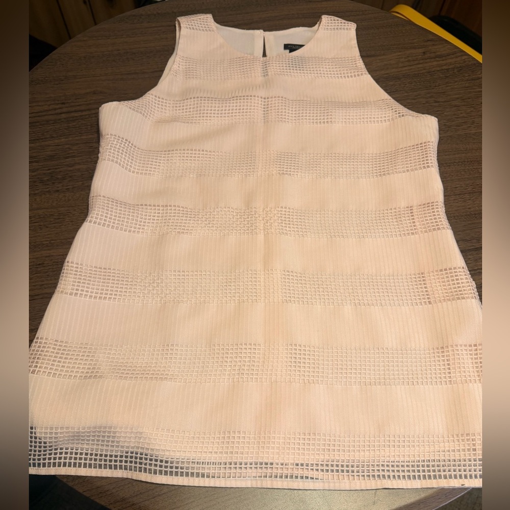 Ann Taylor Light Pink Textured Sleeveless Top